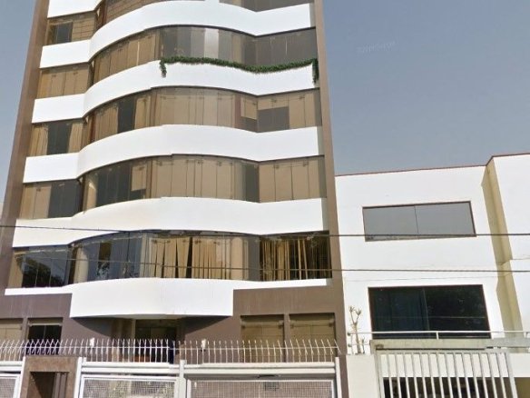 Departamento en San Borja Sur – Primer Piso con Cochera Ocasión