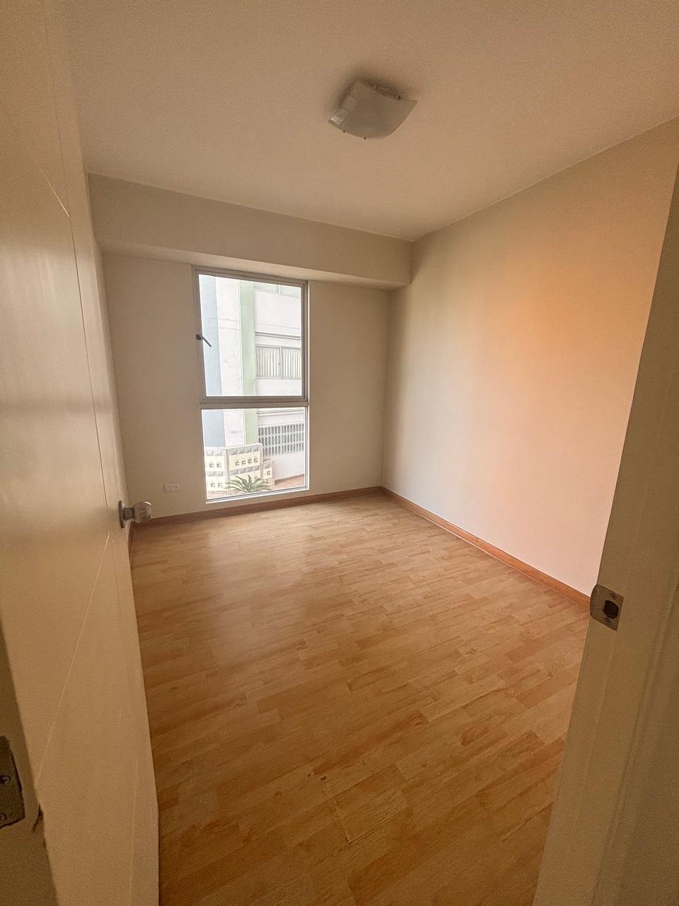 WhatsApp Image 2024-11-22 at 11.57.13 AM (1) Venta de Departamento en Miraflores (Límite con Surquillo)