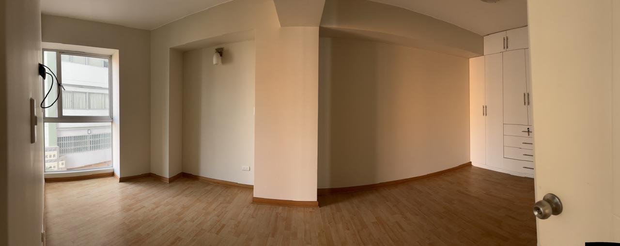 WhatsApp Image 2024-11-22 at 11.57.13 AM (2) Venta de Departamento en Miraflores (Límite con Surquillo)