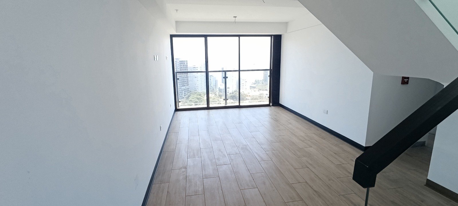WhatsApp Image 2025-02-27 at 8.28.21 AM Vendo Duplex de Estreno en Barranco