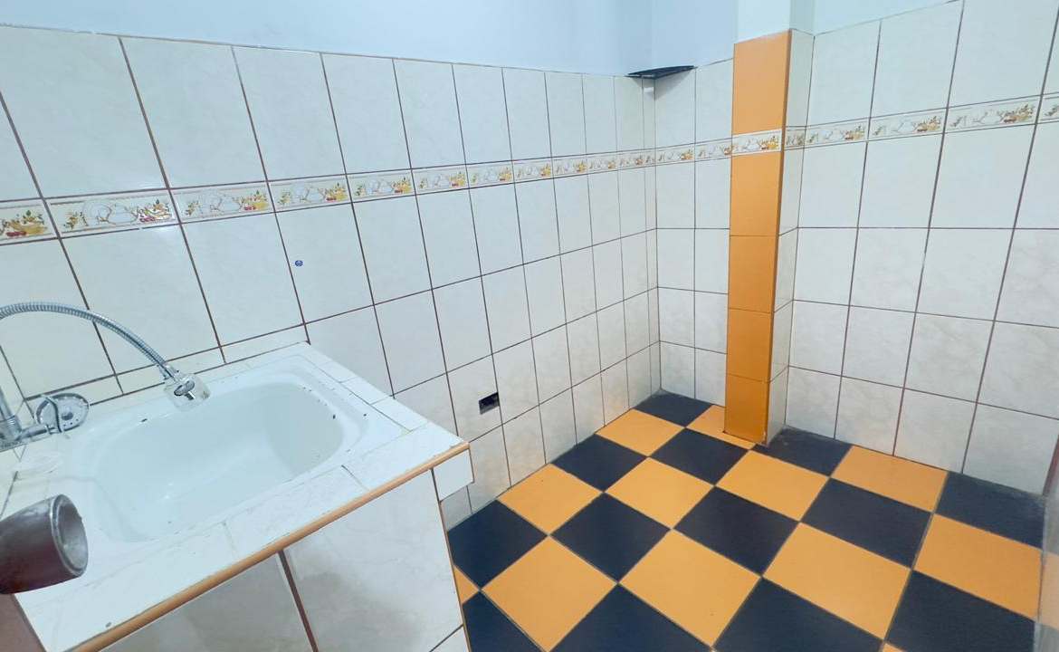 1170