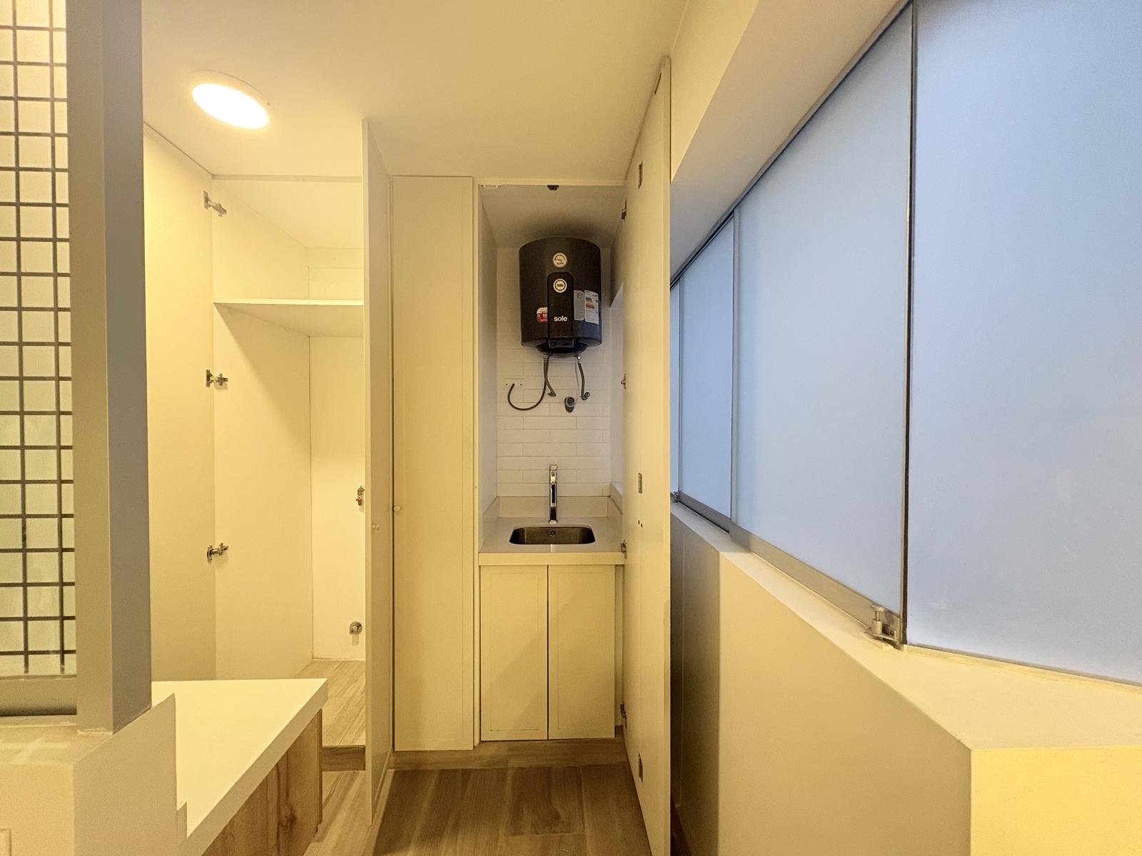 Vendo departamento en San Isidro con dos cocheras.