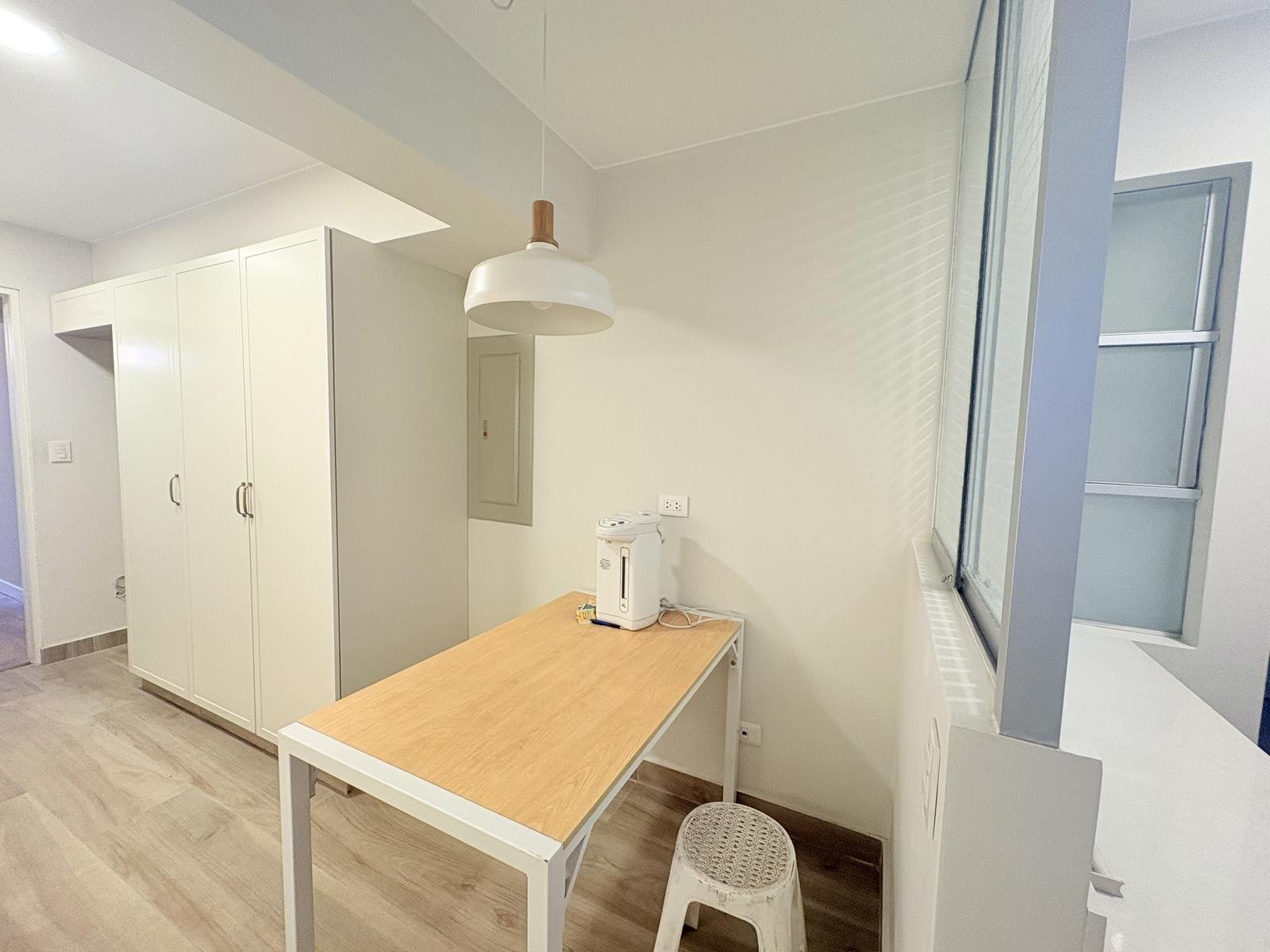 Vendo departamento en San Isidro con dos cocheras.