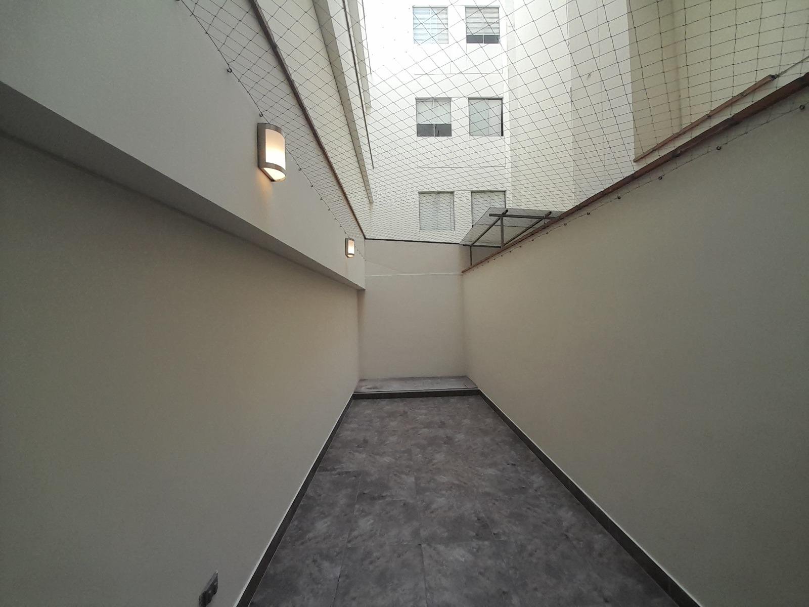 Alquiler departamento primer piso san borja