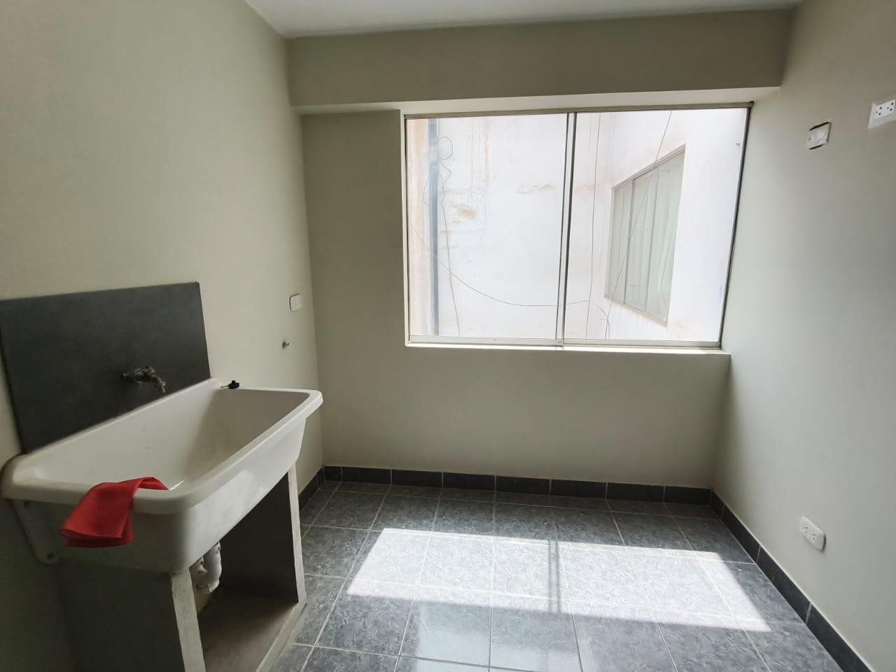 VENTA DUPLEX URB.MIRAMAR SAN MIGUEL